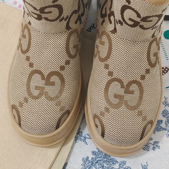 Gucci GG Brown Jacquard Fleece-Lined Ankle Boots - Picture 7 of 7